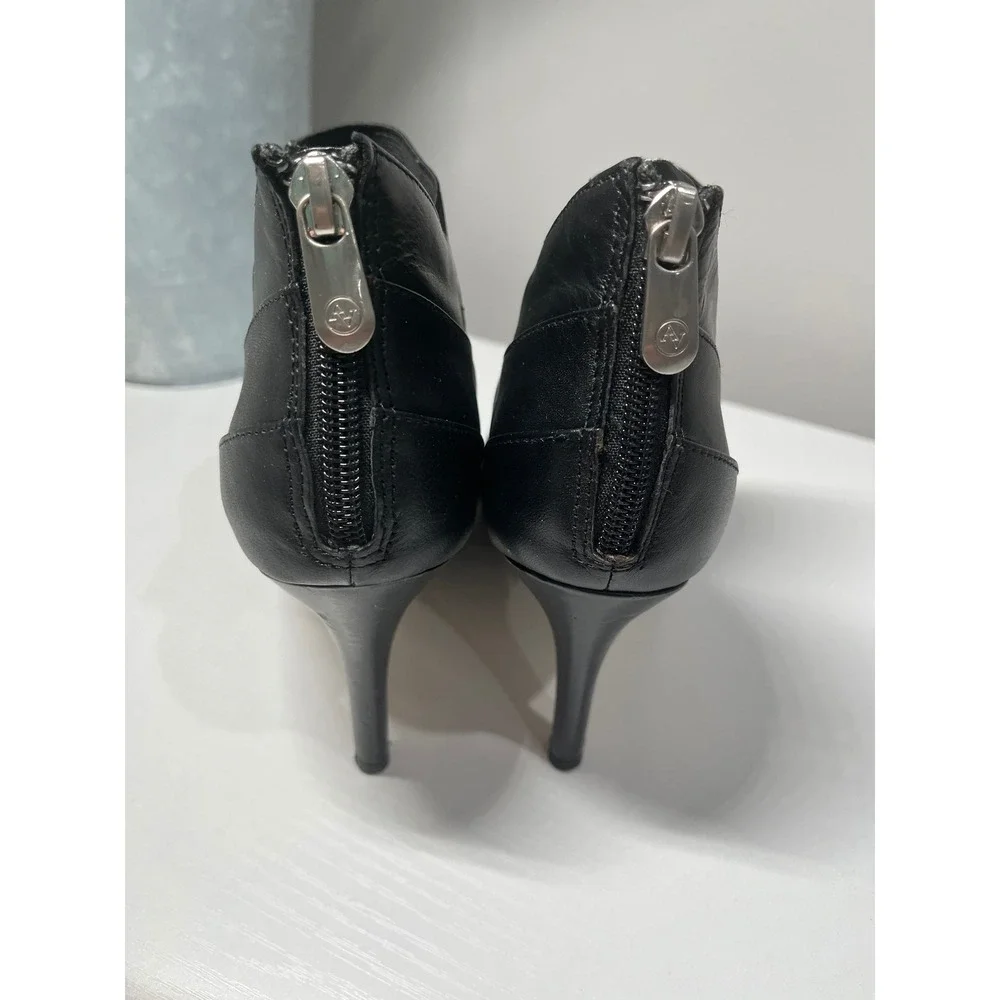 Adrienne Vittadini Black Leather Peep Toe Stiletto Booties‎ Heels Size 6M